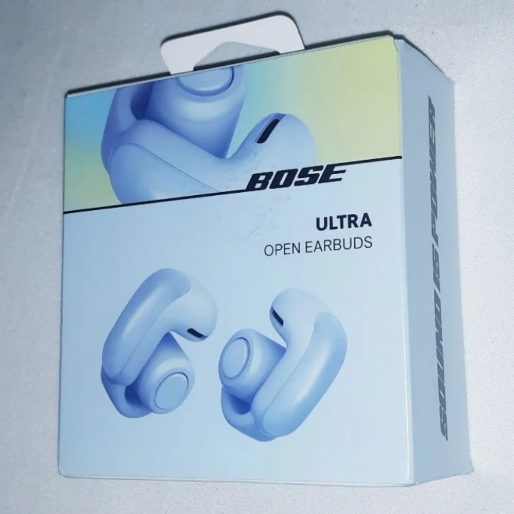 Bose Ultra True Wireless Open Earbuds - Picture 2 of 7